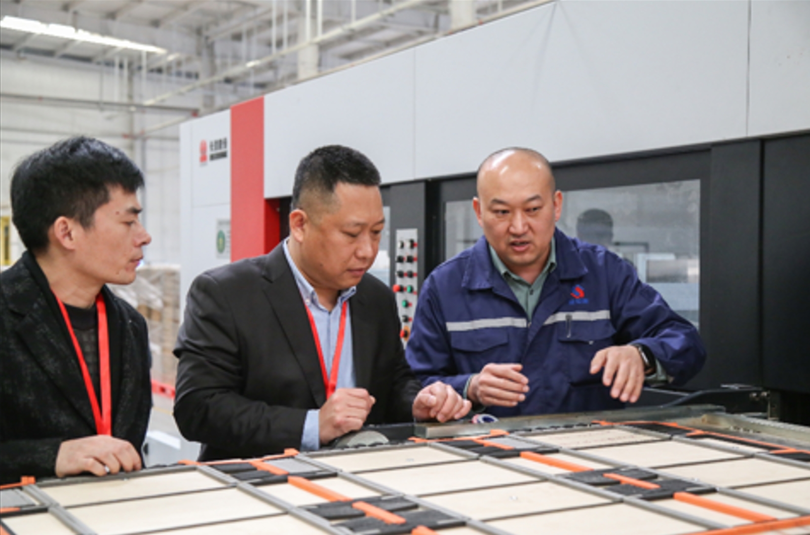 属于凯时尊龙人生就是博的2023丨岁月为证，奋斗不止；敬过去，赢未来